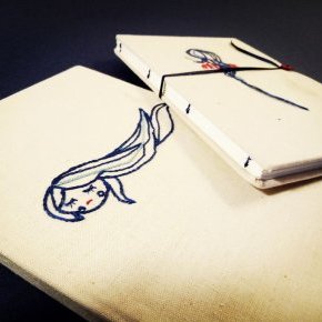 carnets à la couverture brodée